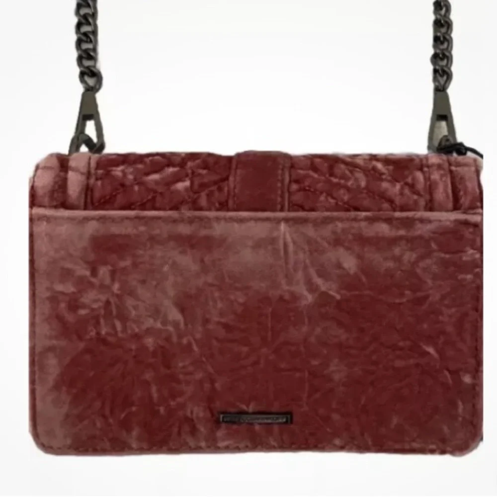 Rebecca Minkoff Chevron Quilted Small Love Crossbody Velvet Soft Pink - Picture 3 of 7